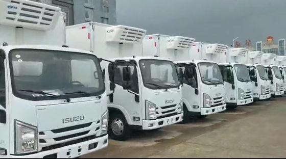 93KW 125HP Isuzu Ψυγείο Βαν Ντίζελ 4 × 2 Isuzu Freezer Truck