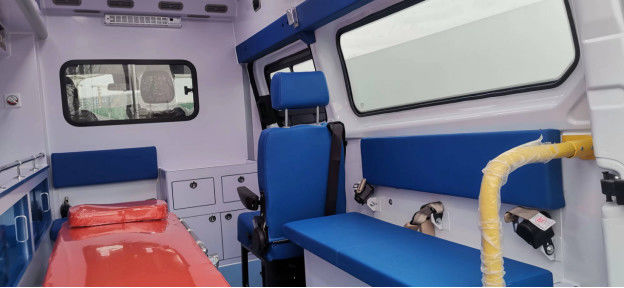 7 θέσεις / 8 θέσεις Ford Transit Custom Ambulance Ντίζελ 4×2 7