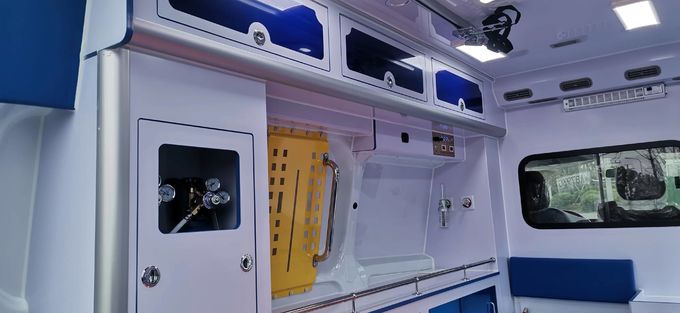 7 θέσεις / 8 θέσεις Ford Transit Custom Ambulance Ντίζελ 4×2 5