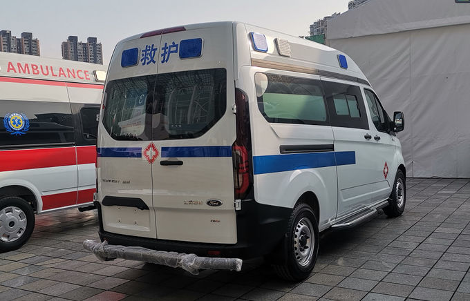 Λευκό Ford Transit ασθενοφόρο 8 θέσεις Βενζίνη ιατρικό ασθενοφόρο 1