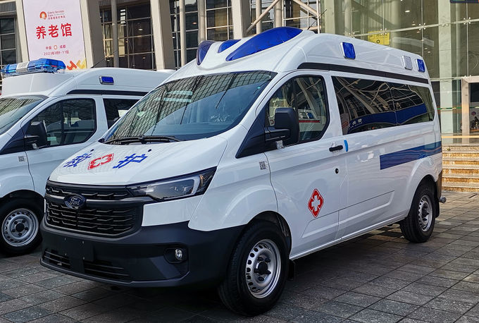 Λευκό Ford Transit ασθενοφόρο 8 θέσεις Βενζίνη ιατρικό ασθενοφόρο 0