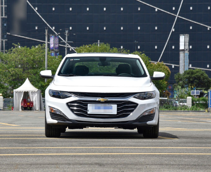 Βενζινοκίνητο Chevrolet Malibu Σεντάν 5 θέσεων Δύο τροχούς 4×2 1