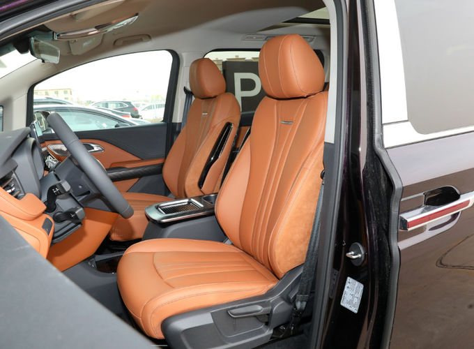 Μαύρο Hongqi 7 θέσεις Minivan MPV High End πολυτελή επιχειρηματικό αυτοκίνητο υποδοχής 10