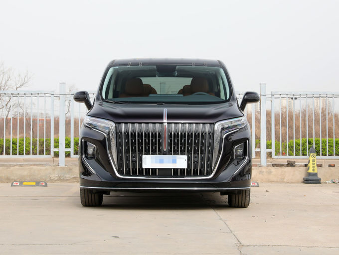 7 θέσεις Hongqi HQ9 Οχήμα Αυτοκίνητο Επιχειρηματική υποδοχή 8 ταχύτητα 3