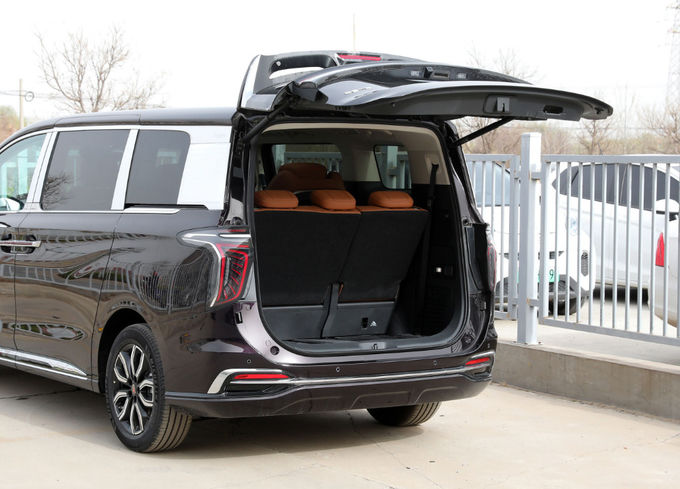 7 θέσεις Hongqi HQ9 Οχήμα Αυτοκίνητο Επιχειρηματική υποδοχή 8 ταχύτητα 4