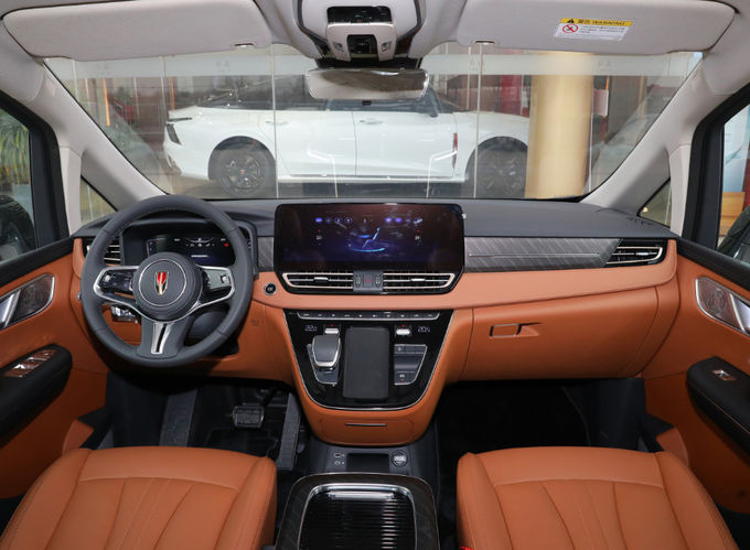 7 θέσεις Hongqi HQ9 Οχήμα Αυτοκίνητο Επιχειρηματική υποδοχή 8 ταχύτητα 8