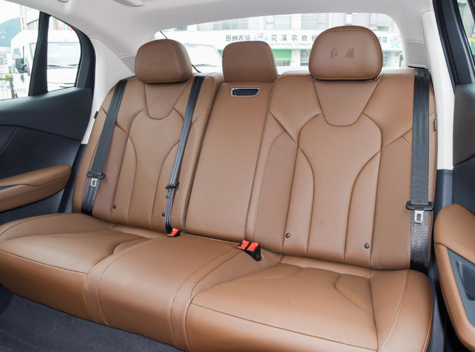 140Kw Hongqi EV Cars 5 καθίσματα Sedan Μικρό μέγεθος SUV Μαύρο 7
