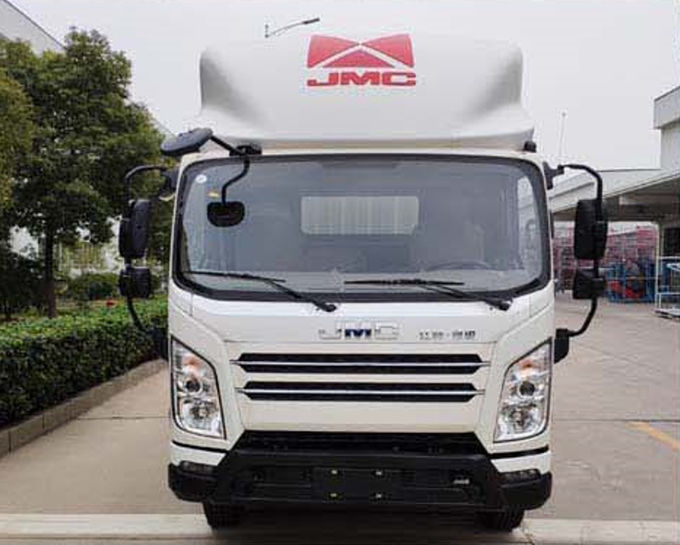 Τροχαίο μονωμένο Jiangling RWD 2WD φορτηγό φορτηγό 6 × 2 χειροκίνητο / αυτόματο 3 θέσεις 2