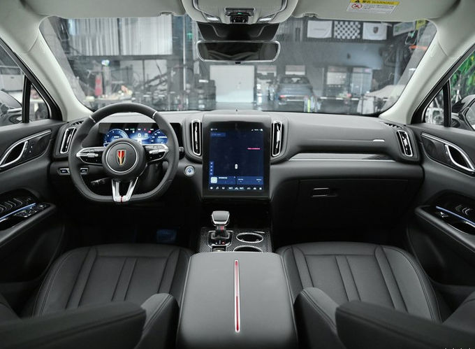 Χονγκτσι HS3 SUV Βενζινοκίνητα αυτοκίνητα 5 θέσεων τετρακίνη 4x4 6