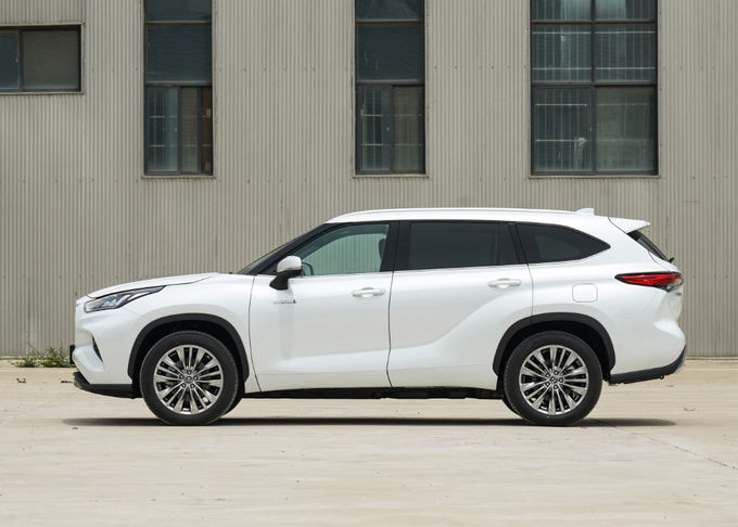Το Toyota Highlander SUV Βενζινοκίνητα αυτοκίνητα 7 θέσεων Highlander Suv 4