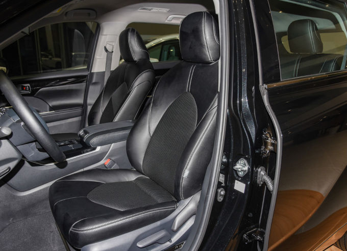 Το Toyota Highlander SUV Βενζινοκίνητα αυτοκίνητα 7 θέσεων Highlander Suv 9