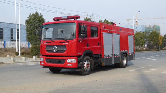 Πυροσβεστικό φορτηγό Dongfeng 8200 λίτρων με δεξαμενή νερού 2WD πίσω κίνηση ντίζελ 6 θέσεων 4×2 χειροκίνητο κιβώτιο ταχυτήτων 0