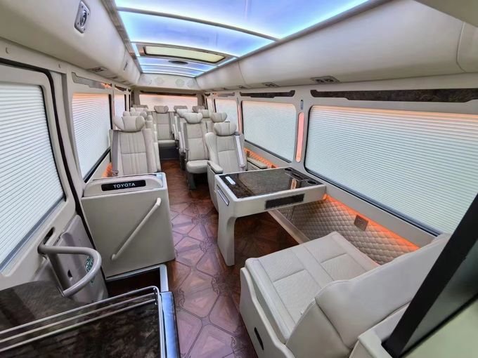 Το Toyota Coaster 16 θέσεων Τουριστικό λεωφορείο Επιχειρηματική υποδοχή Λεωφορείο Βενζίνη 4×2 Εγχειρική μετάδοση 9