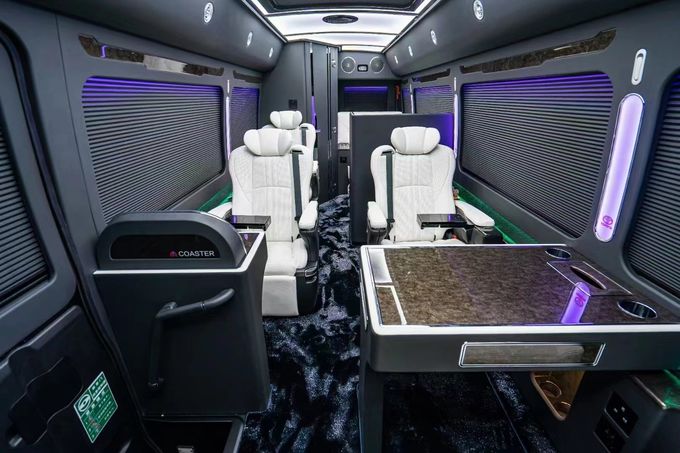Το Toyota Coaster 7 θέσεων Εμπόριο λεωφορείου Βενζίνη πίσω κίνηση 4 × 2 χειροκίνητο κιβώτιο ταχυτήτων 7